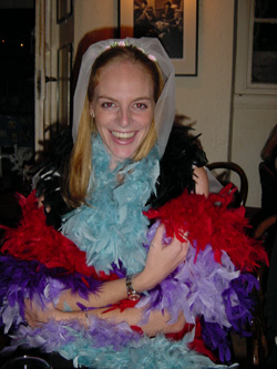 I was feeling a bit chilly so I wrapped myself in all the available feather boas. It looked awful, but I thought it was really funny. It's good that I amuse myself, right?
